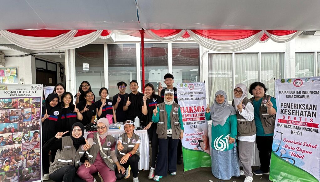 Baksos Bersih Telinga Hari Kesehatan Nasional Kota Sukabumi 2025
